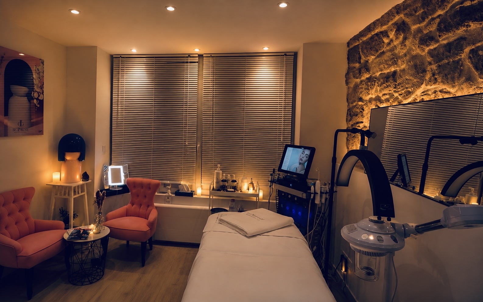 Salon Bell'Shain Beauty en ambiance tamisée